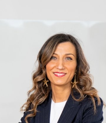 MARIA CUCCINIELLO